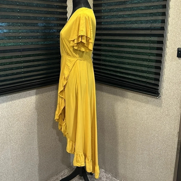Simplee Women’s Ayla Ruffle Wrap Dress in‎ Mustard V-neck 100% Cotton SZ Small - Picture 6 of 13